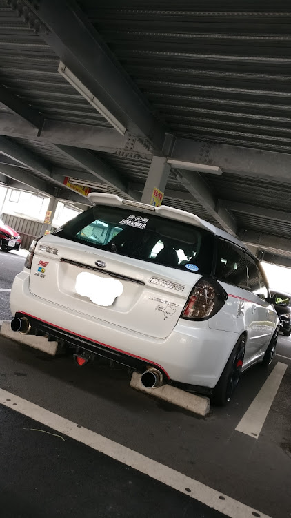 レガシィツーリングワゴンの柿本改 Regu.06&R・マフラー・柿本改に関するカスタム事例の投稿画像1枚目