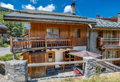 Chalet avec terrasse 2