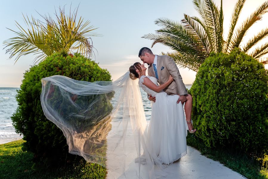 Fotografo di matrimoni Bianca Bechisi (biancabechisi). Foto del 11 ottobre 2023