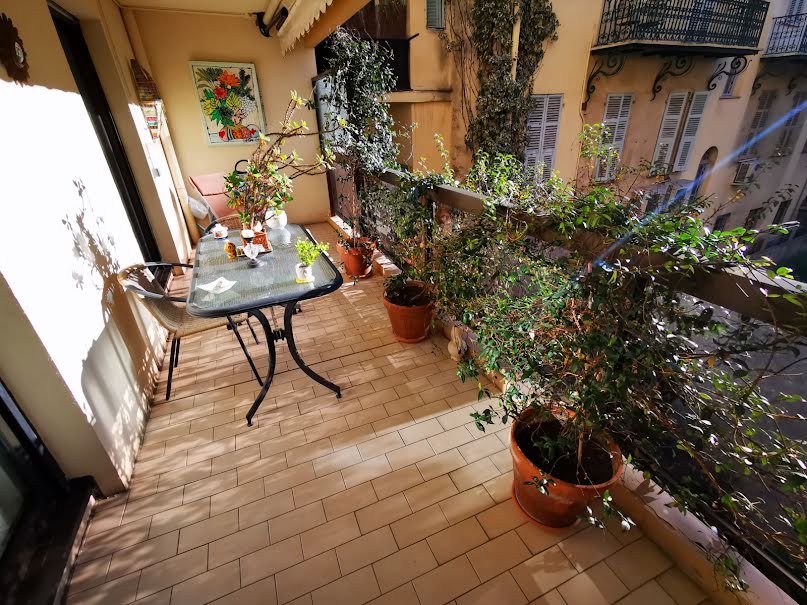 Vente viager 3 pièces 65 m² à Nice (06000), 214 750 €