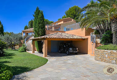 Villa avec piscine et jardin 3