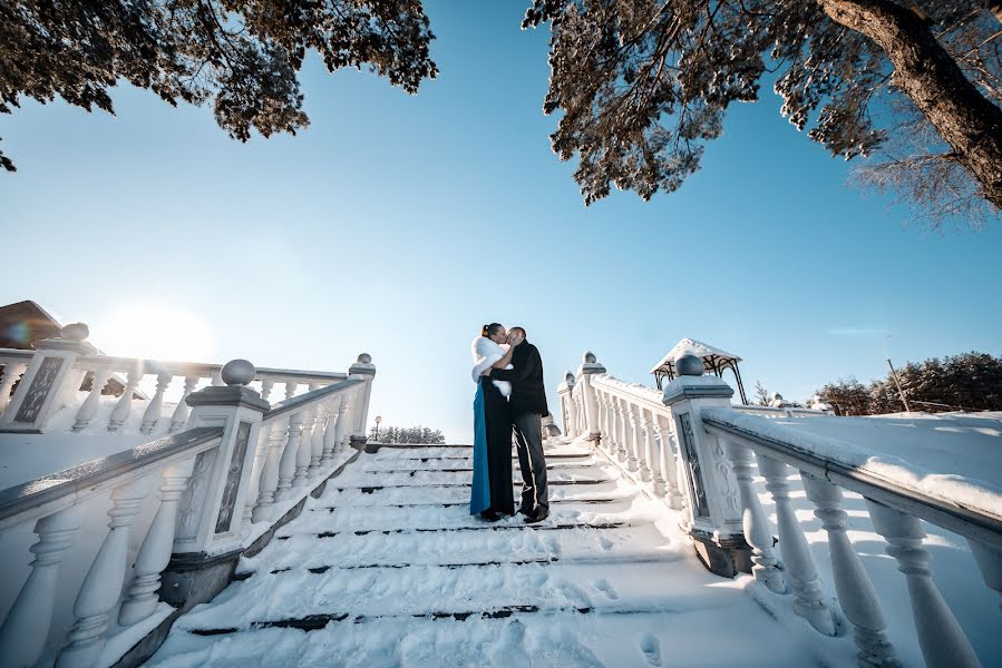 Fotógrafo de casamento Aleksandr Mukhin (mukhinpro). Foto de 21 de março 2014