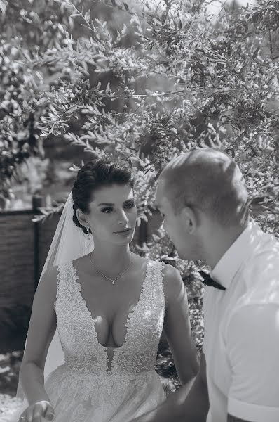 Fotógrafo de bodas Artem Konoplyanko (artemkonoplianko). Foto del 1 de octubre 2018