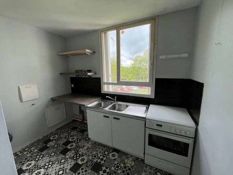 Location  appartement 2 pièces  à Limoges (87000), 550 €