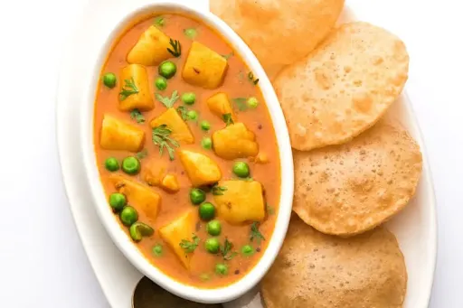 4 Aloo Poori