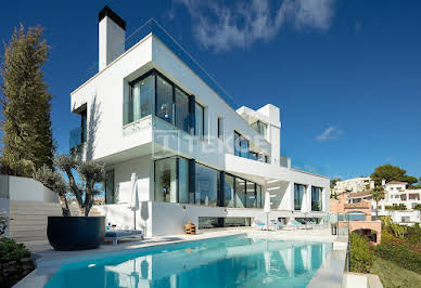 House with pool and terrace 5