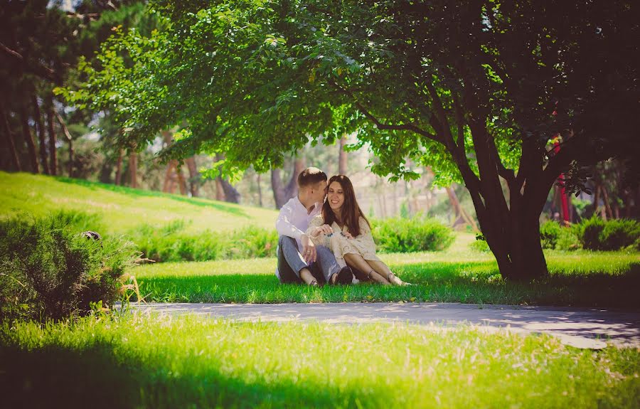 Fotógrafo de casamento Oksana Ivanova (oksanaivanova). Foto de 25 de agosto 2021