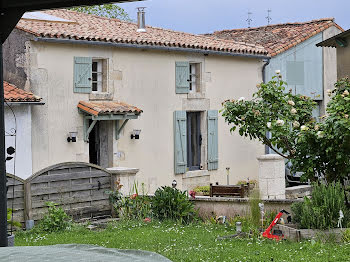 maison à Saint-Georges-de-Rex (79)