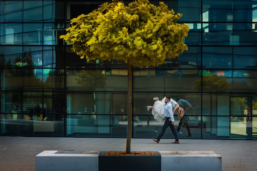 Düğün fotoğrafçısı Marcin Szwarc (szwarcfotografia). 19 Kasım 2021 fotoları