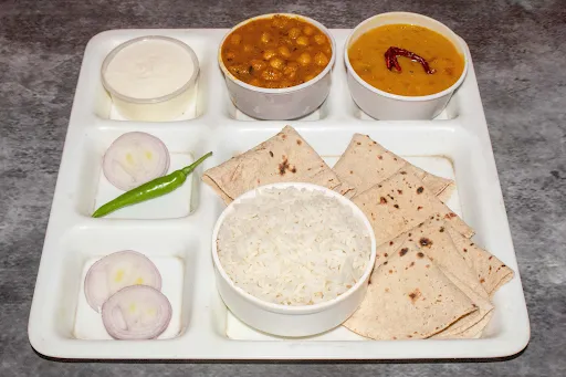 Chole Thali