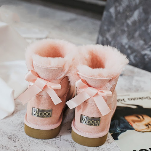 Title 7, Sheepskin and wool all-in-one snow boots for ul...