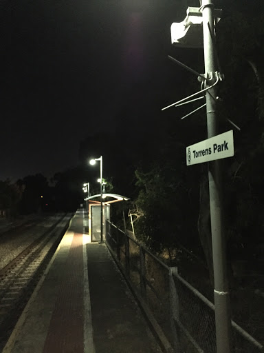 Torrens Park Railway Station