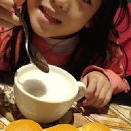 多一點咖啡館