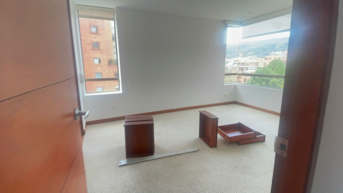 Apartamento En Venta - La Carolina, Bogota