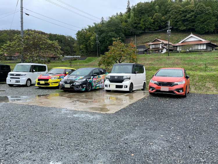 フィットの洗車・走行会・ホイールスペーサー取付に関するカスタム事例の投稿画像9枚目