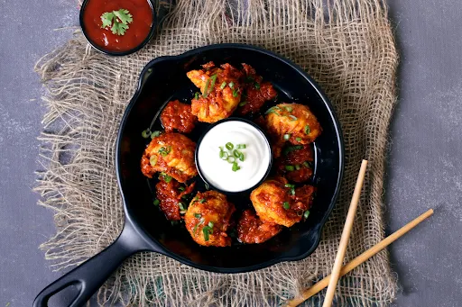 Chicken Pan Tossed Momo