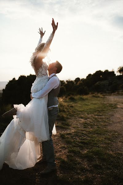 Fotógrafo de bodas Vera Kharlamova (veraharly). Foto del 26 de junio 2019