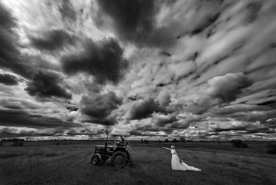 Wedding photographer Oleg Nemchenko (olegnemchenko). Photo of 25 November 2020