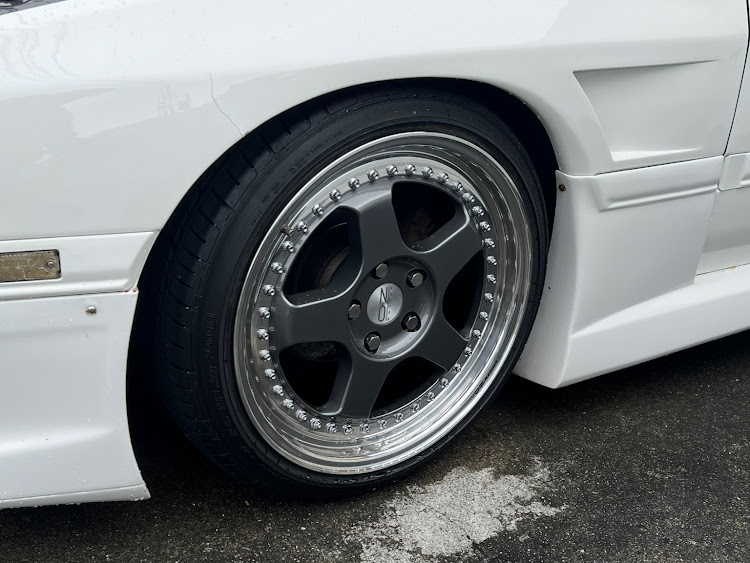 RX-7の歴代のホイール見てみたい・OZペガソ・FC3S・BBS RS・RE雨宮に関するカスタム事例の投稿画像4枚目
