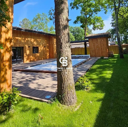 Maison avec piscine 1