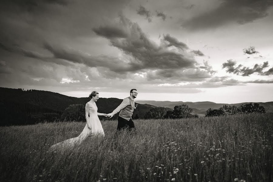 Hochzeitsfotograf Michal Szydlowski (michalszydlowski). Foto vom 17. Juni 2020