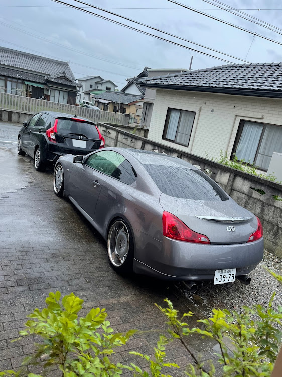 スカイラインクーペのV36・スカイライン・観葉植物・佐田のホビーに関するカスタム事例の投稿画像1枚目