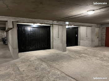 parking à Paris 4ème (75)