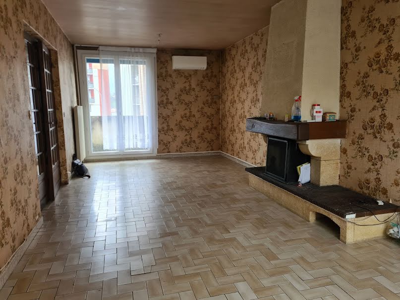 Vente maison 4 pièces 108.41 m² à Castres (81100), 100 000 €