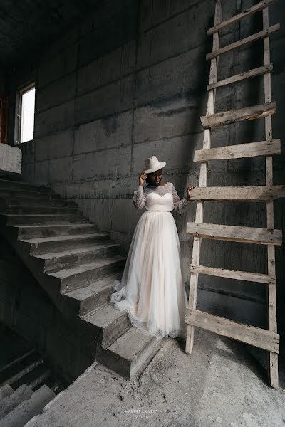 Wedding photographer Svetlana Rey (svetrey). Photo of 13 December 2022