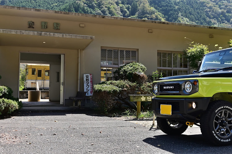 ジムニーの可部線廃線跡に関するカスタム事例の投稿画像2枚目