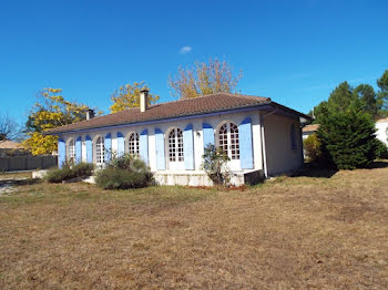 maison à Le Pian-Médoc (33)