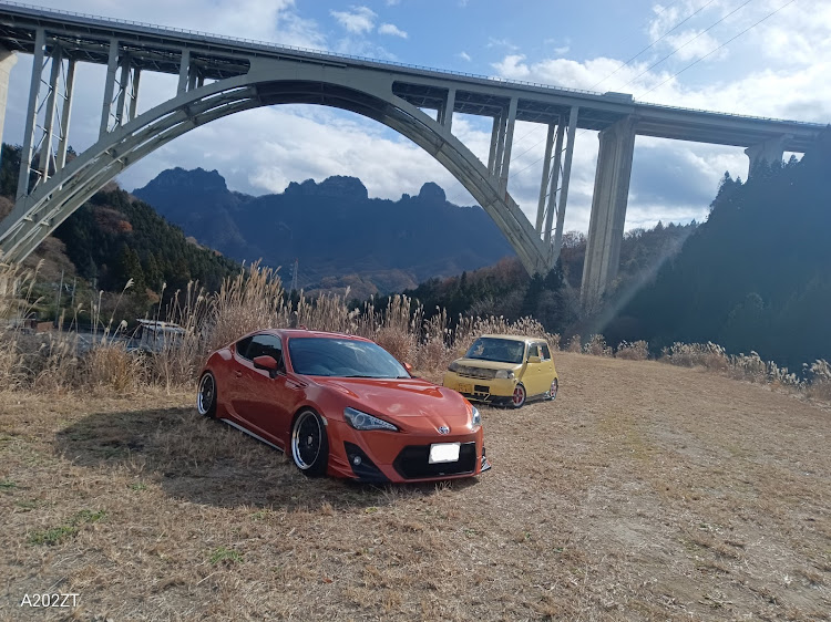 エッセのイイねやコメントありがとうございます🙇‍♂️・碓氷から伊香保コラボ🚘✨🚘・新手の家族🐰・寒いですﾈ~~((•﹏•๑)))に関するカスタム事例の投稿画像4枚目