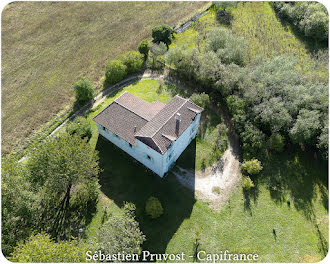 maison à Champagne-et-Fontaine (24)