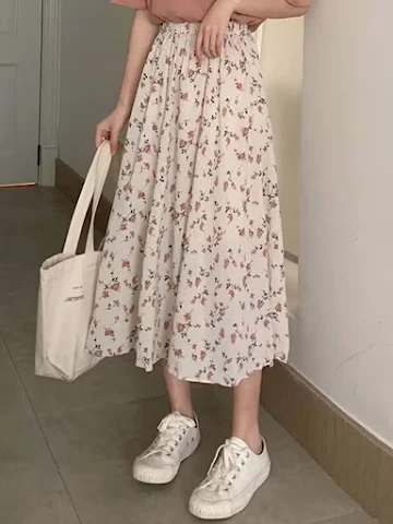 floral skirt