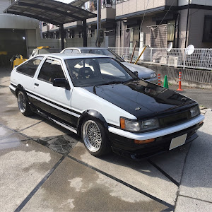 カローラレビン AE86