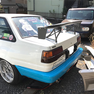 カローラレビン AE86