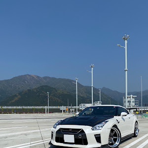 NISSAN GT-R R35