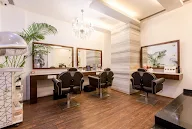 Nihar Beauty Salon photo 1