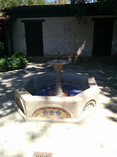 Pool Fountain