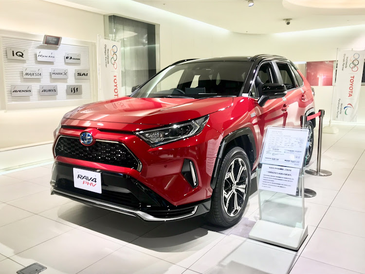 よっしー (SHiNOYO)さんが投稿したハリアー・GRヤリス・ヤリスクロス・RAV4・トヨタに関するカスタム事例の投稿画像3枚目