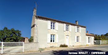 maison à Champigny en Rochereau (86)