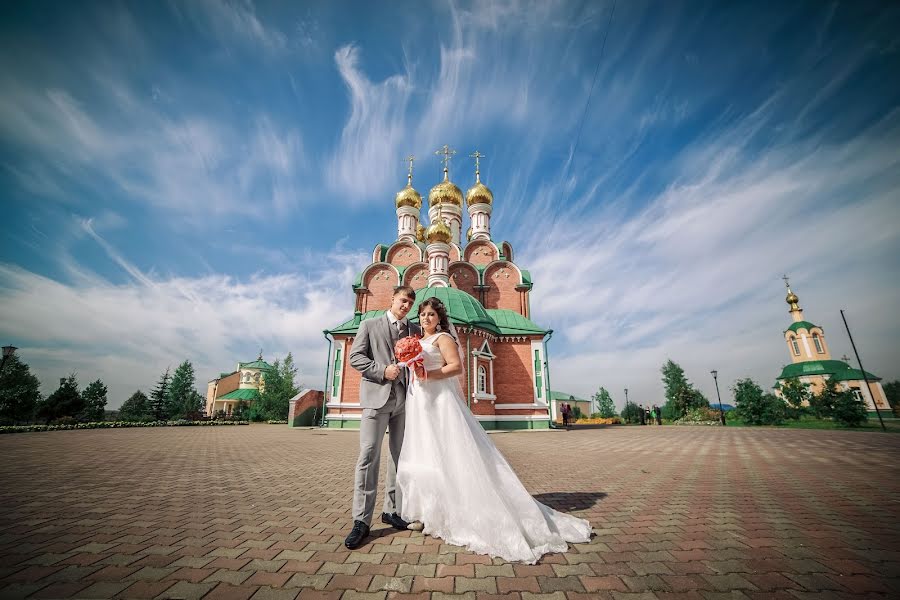 結婚式の写真家Oleg Lapshov (wedfilms)。2015 1月4日の写真