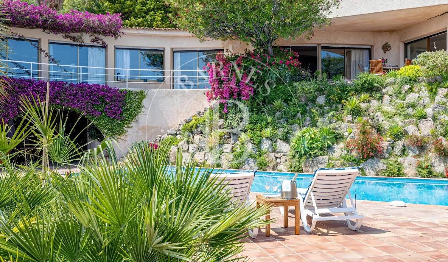 Villa avec piscine et terrasse Cannes