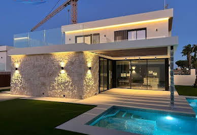 Property with pool 9