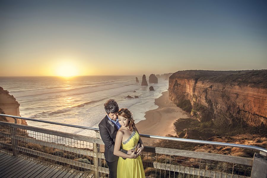 Wedding photographer Gilchrist Yeo (gilchrist). Photo of 20 December 2013