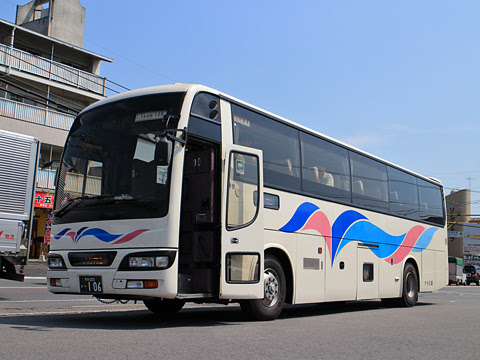 大分交通　夜行高速用車両　･106　セブンイレブン由布挟間店にて　その1