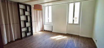 appartement à La Tour-d'Aigues (84)