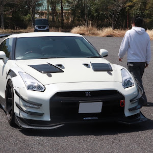 NISSAN GT-R R35