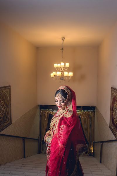 Fotografo di matrimoni Zakir Hossain (canvasofcolor). Foto del 23 aprile 2019