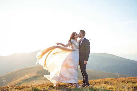 Photographe de mariage Dmitriy Shirokopoyas (15081990). Photo du 9 janvier 2019